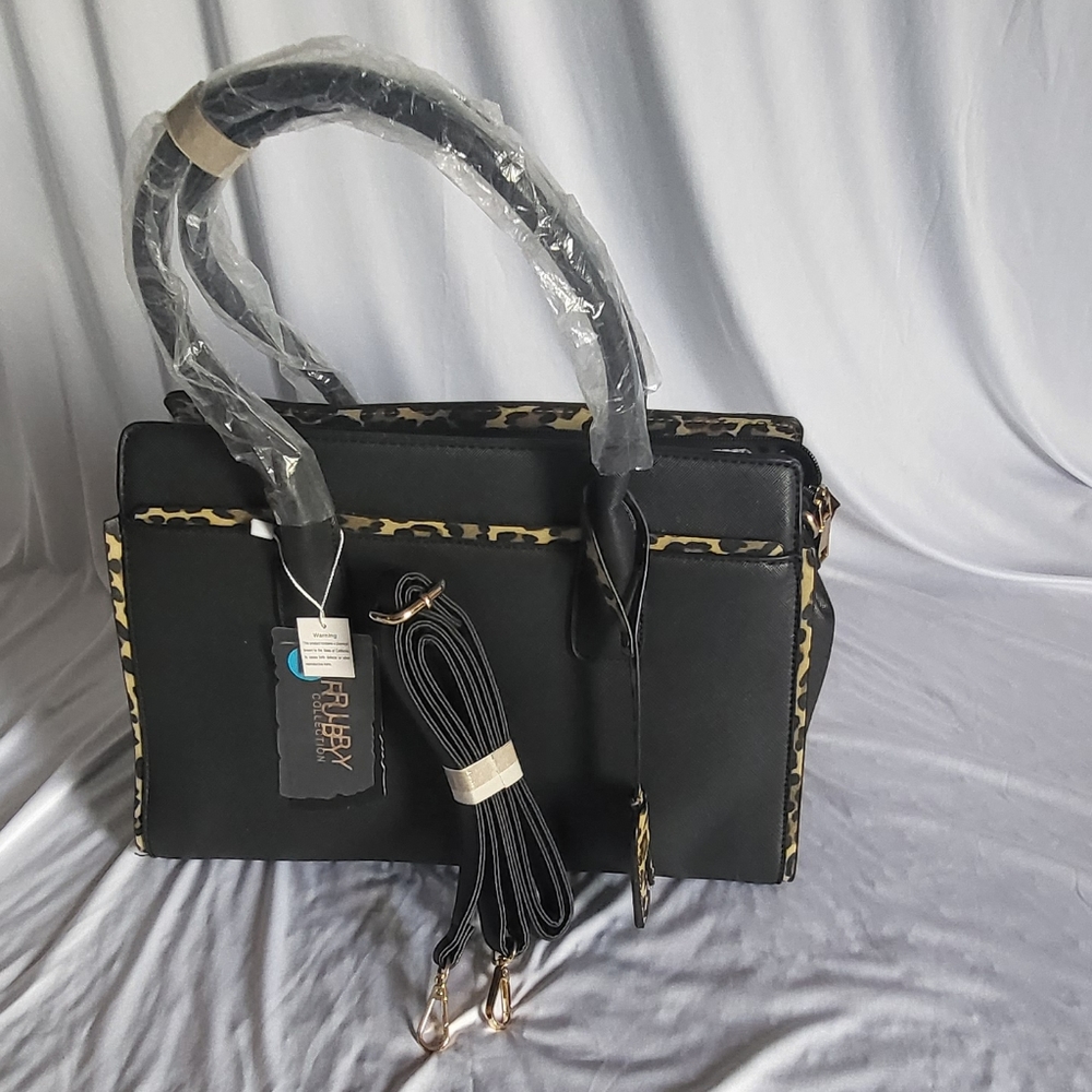 Black and leopard purse